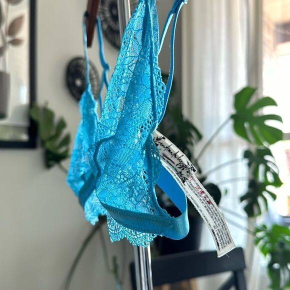 NWOT Free People Bright Eyes Bralette Blue Lace Sheer Flirty Romantic Adjustable - Picture 11 of 16